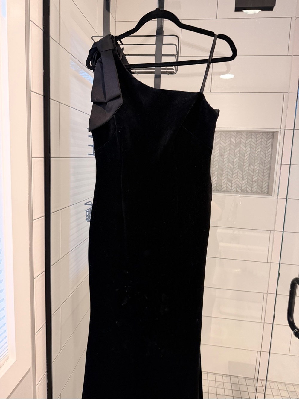 Eliza J Black One-Shoulder Velvet Evening Dress with Bow